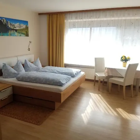 Gaestehaus Fahringer 3*